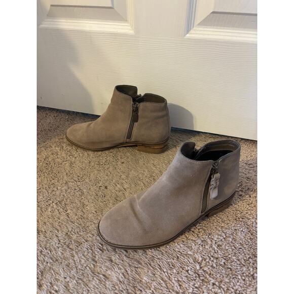Blondo Liam waterproof ankle booties suede sz 7.5 - Picture 2 of 12